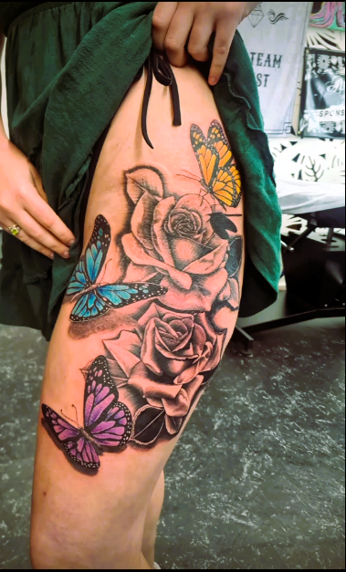 74288fdfbd08-Ian_Flowers_tattoo